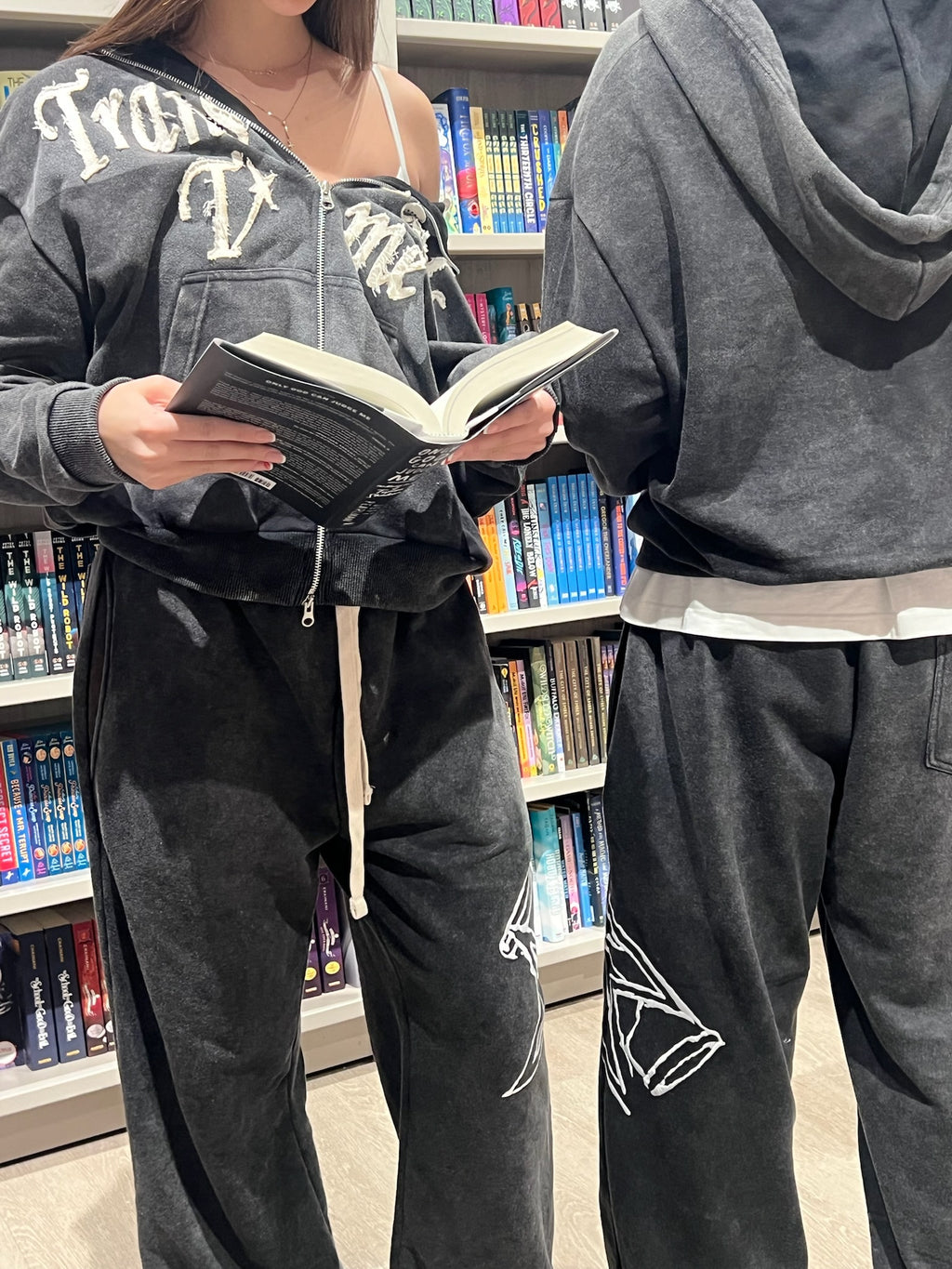 Transcends Time 'Black' Zip-Up Hoodie