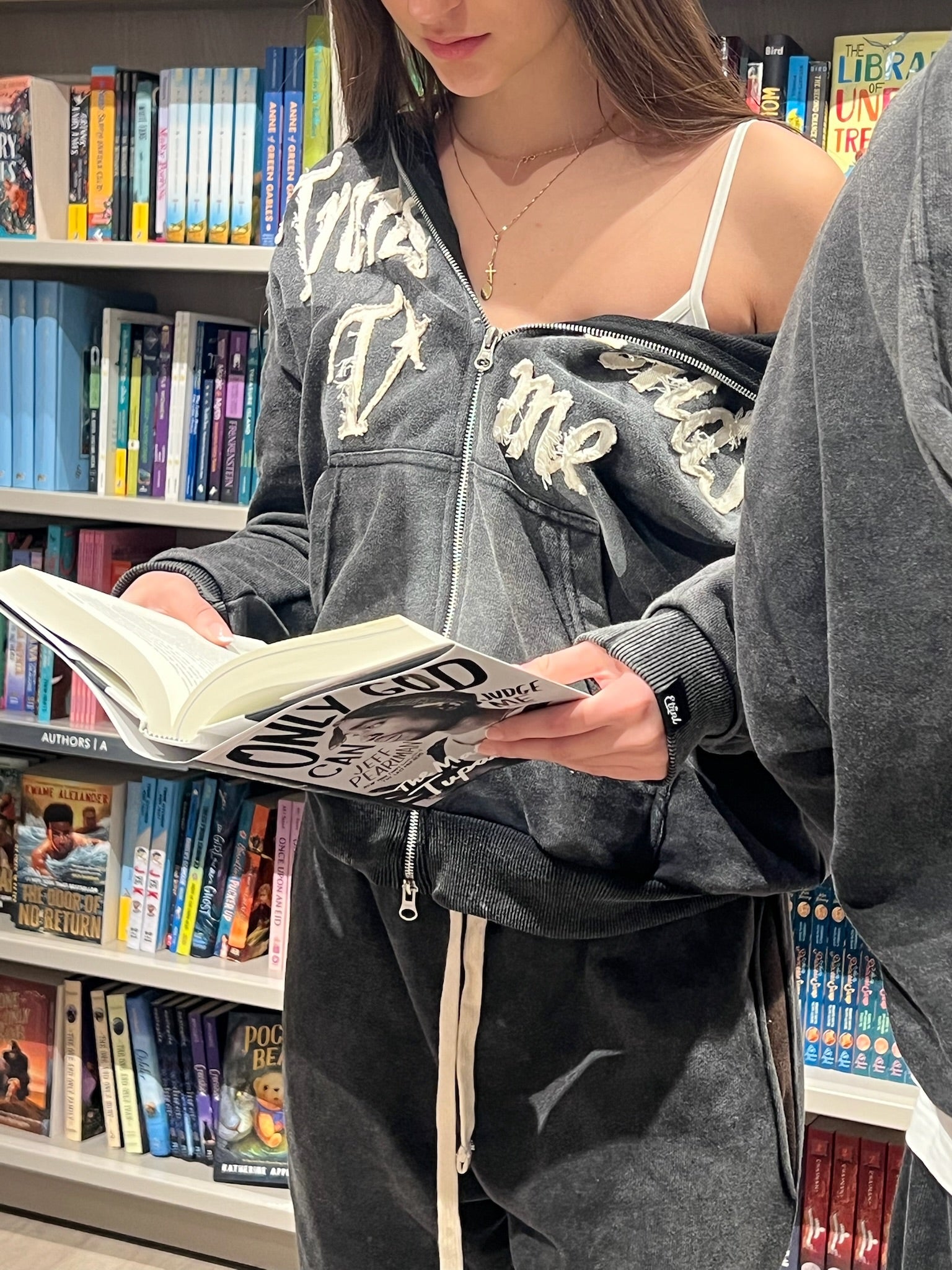 Transcends Time 'Black' Zip-Up Hoodie