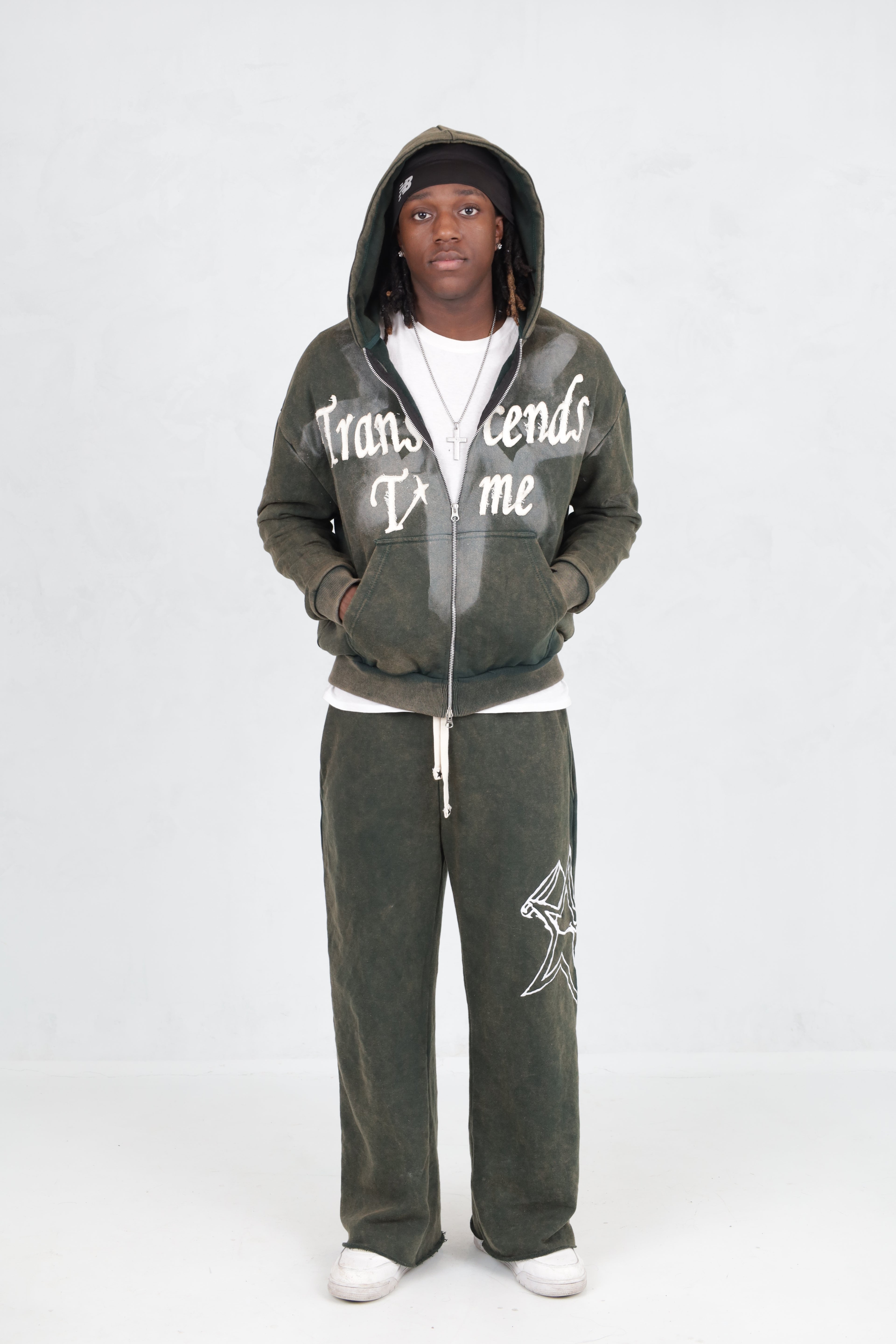 Transcends Time 'Green' Sweatpants