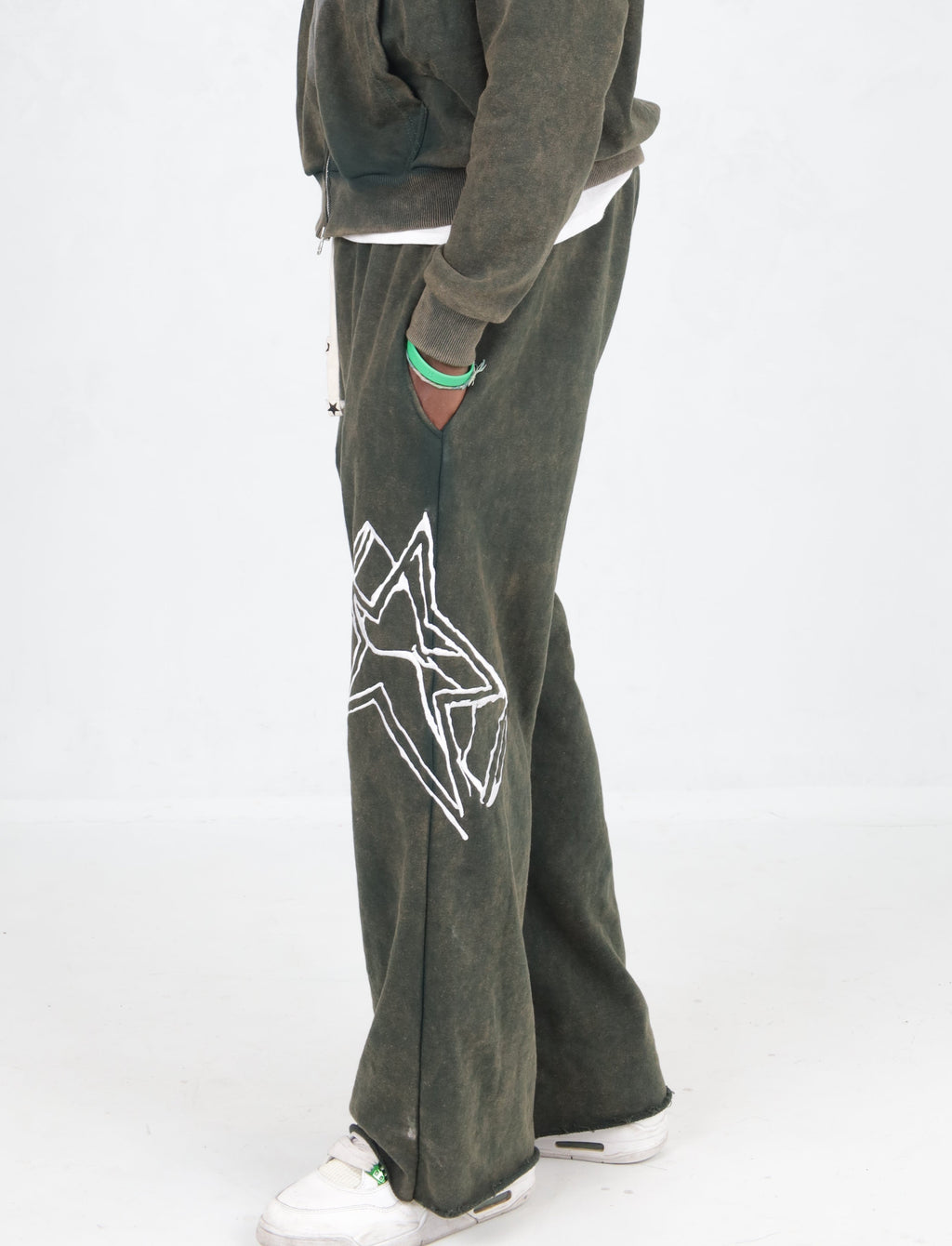 Transcends Time 'Green' Sweatpants